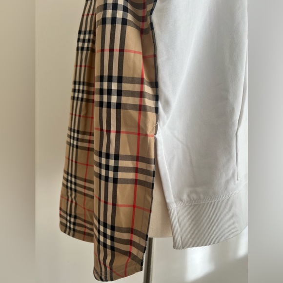 Burberry Vintage Check Cotton Oversized Sweatshirt - Picture 4 of 16